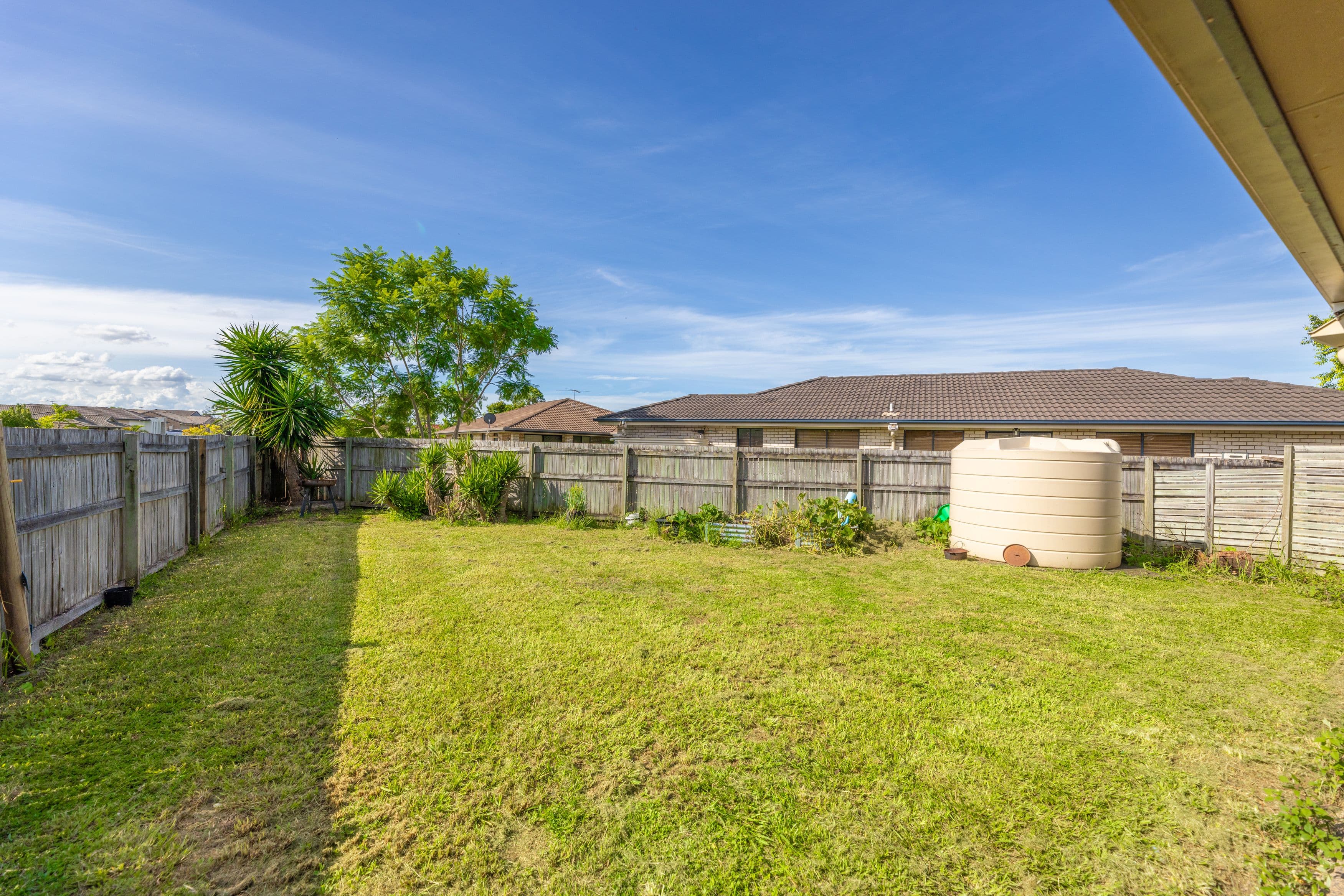 8 Glennis Court, Bellmere QLD 4510, Bellmere - Thumbnail 2