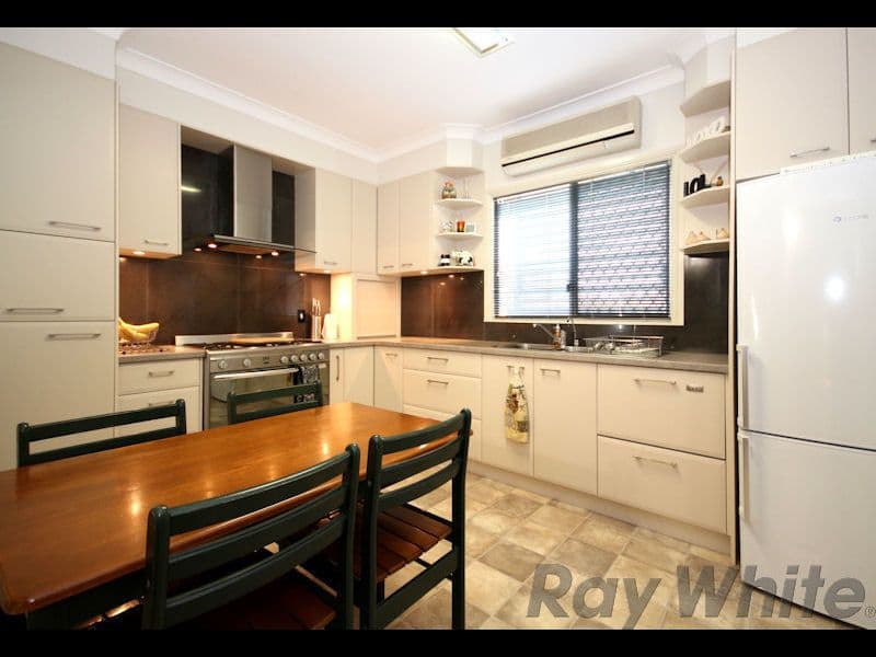 11 McMahon Street, Bundamba QLD 4304, Bundamba - Thumbnail 3
