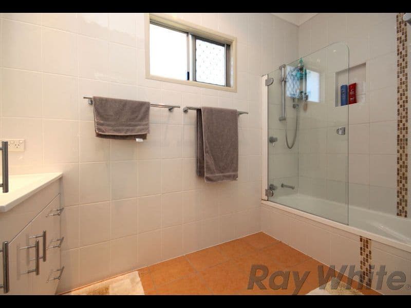 11 McMahon Street, Bundamba QLD 4304, Bundamba - Thumbnail 7