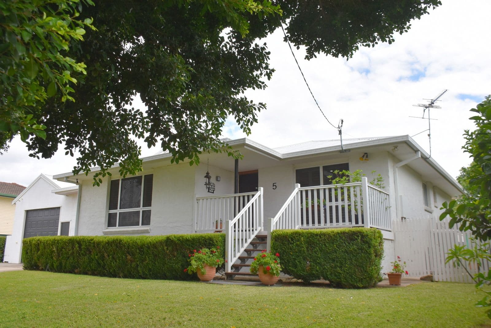 5 Robertson Avenue, Moree NSW 2400, Moree - Image 1