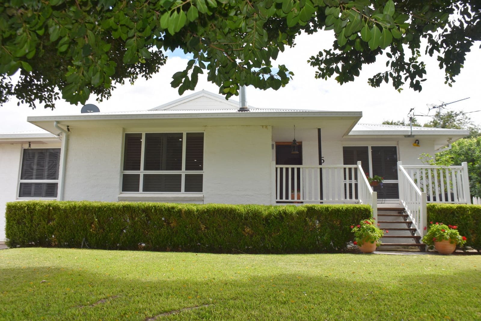 5 Robertson Avenue, Moree NSW 2400, Moree - Thumbnail 2