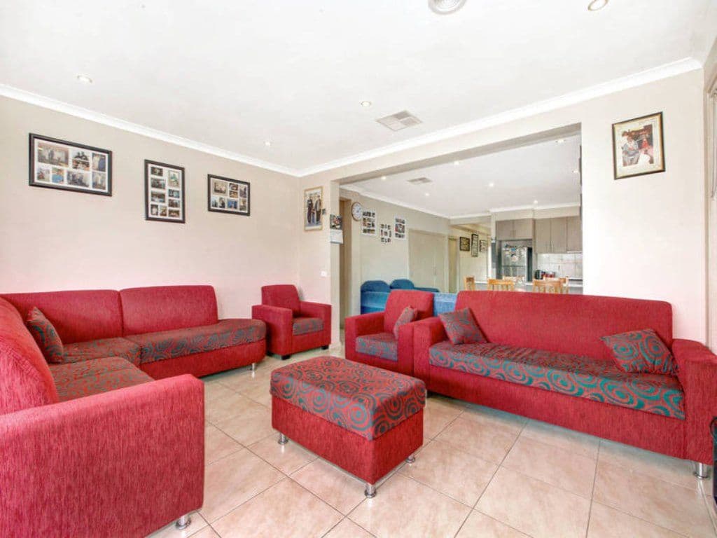 10 Parkhaven Street, Craigieburn VIC 3064, Craigieburn - Thumbnail 3