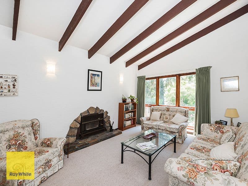 13 Barbigal Place, Lesmurdie WA 6076, Lesmurdie - Thumbnail 2