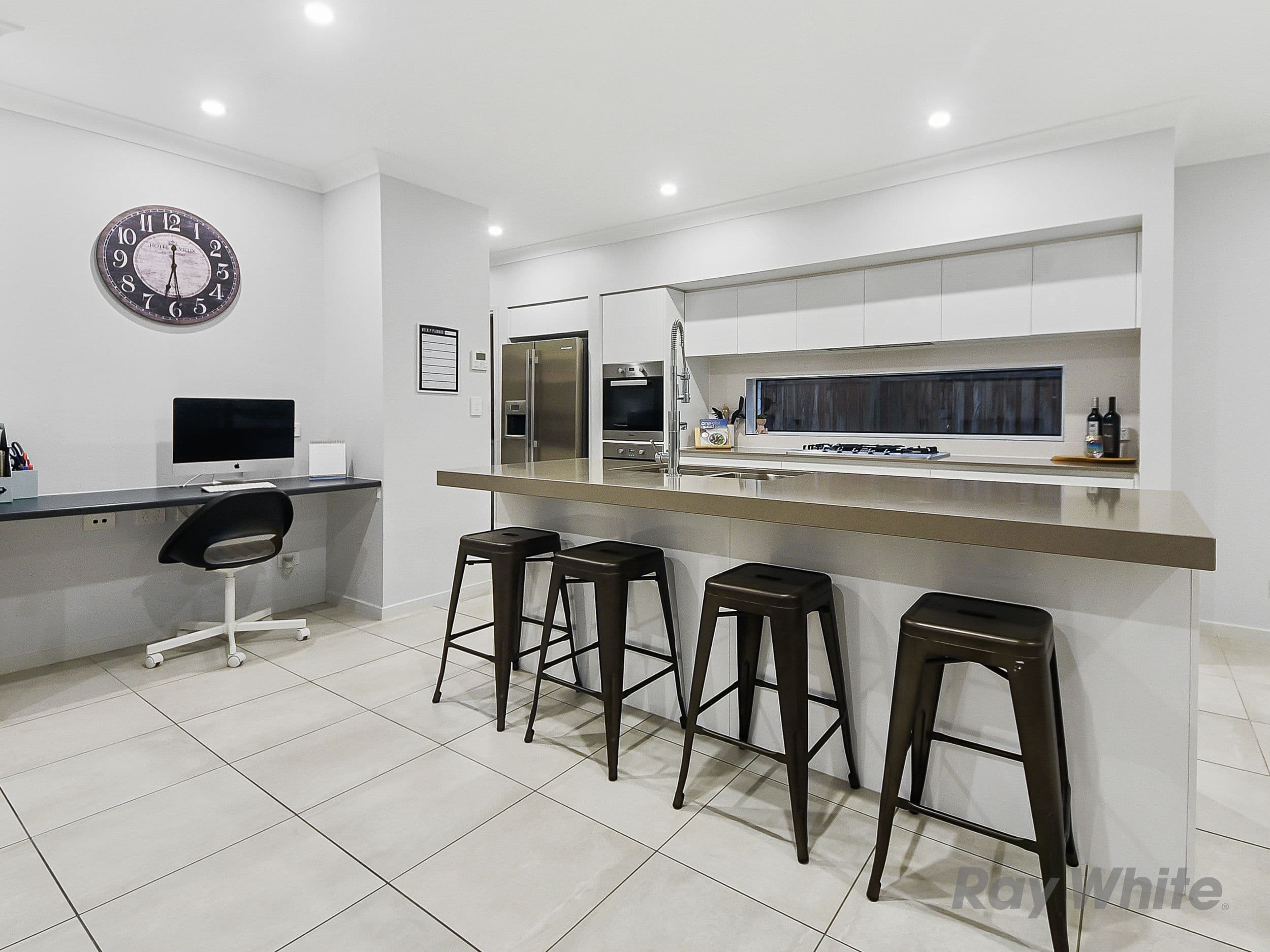 122 Macquarie Circuit, Fitzgibbon QLD 4018, Fitzgibbon - Thumbnail 3