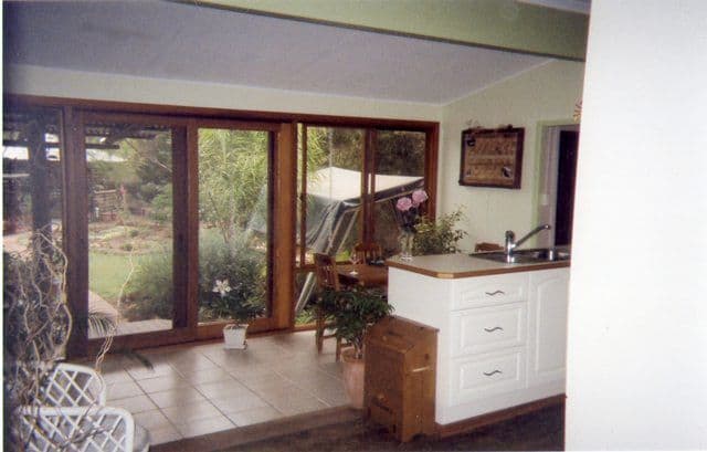 8 Smith Street, DONGARA WA 6525, Dongara - Thumbnail 4