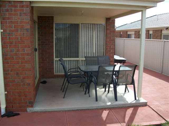 44 Crossdale Green, CRAIGIEBURN VIC 3064, Craigieburn - Thumbnail 6