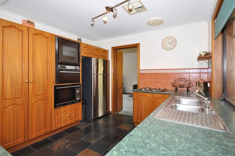 90 Fraser Avenue, HAPPY VALLEY SA 5159, Happy Valley - Thumbnail 6