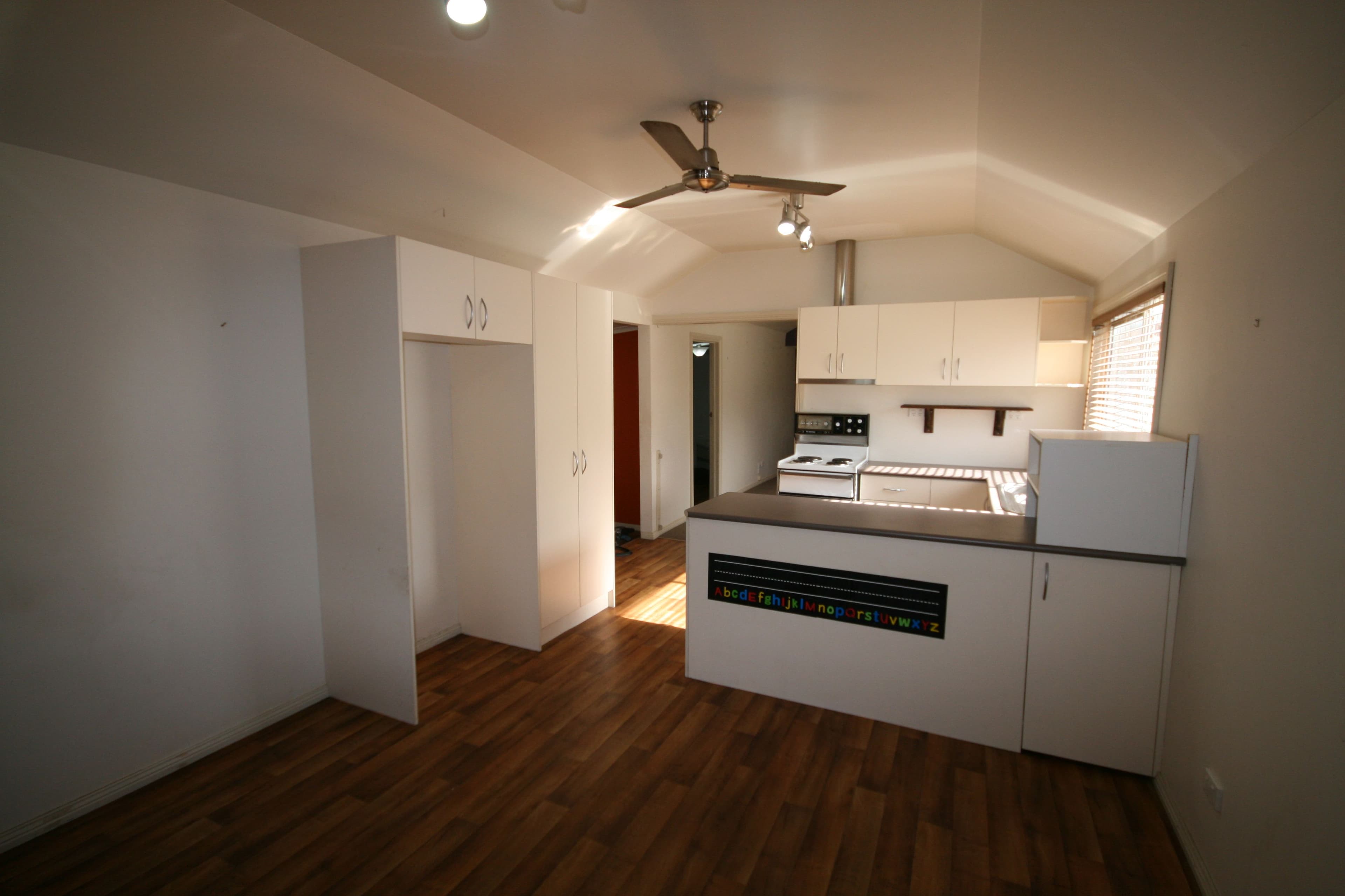 90 Baynes Street, Rochester VIC 3561, Rochester - Thumbnail 3