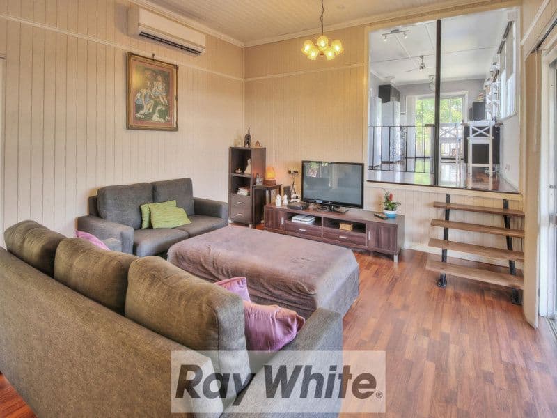38 Winifred Street, Kingston QLD 4114, Kingston - Thumbnail 4