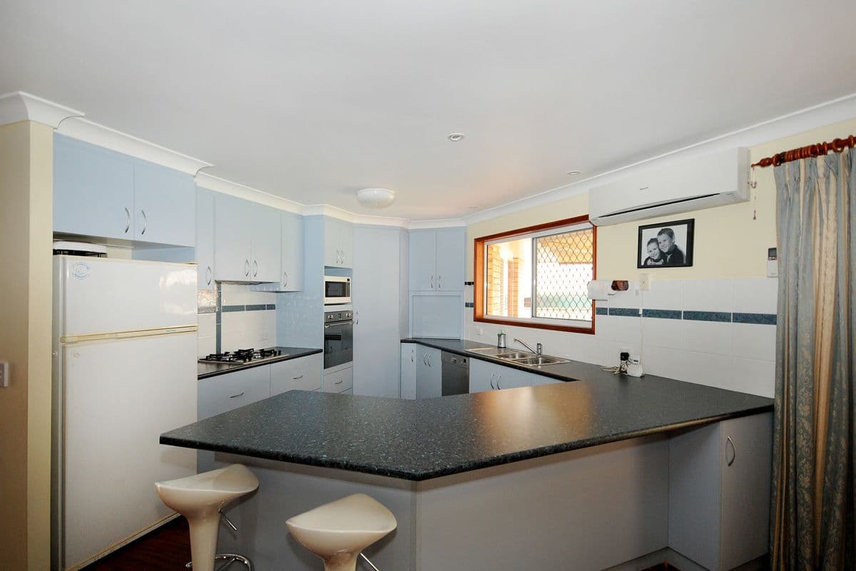 10 Fischer Court, Kearneys Spring QLD 4350, Kearneys Spring - Thumbnail 7