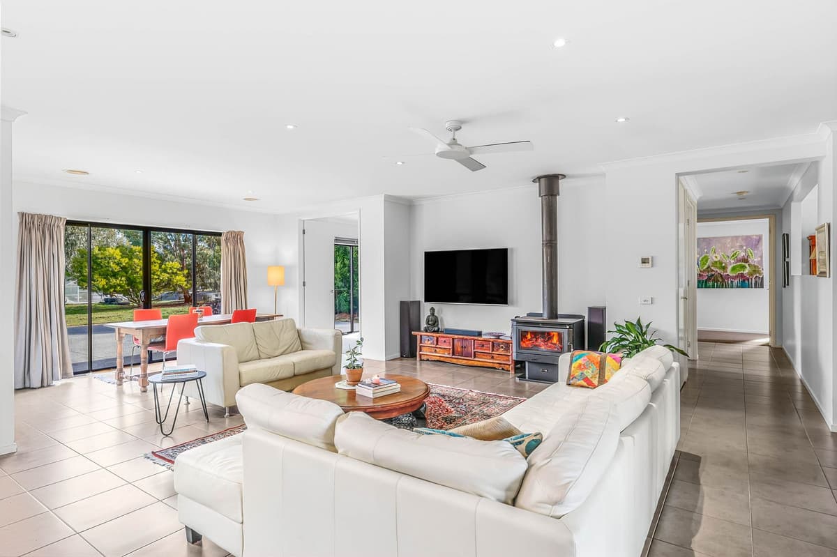 33 Cleveland Drive, Inverleigh VIC 3321, Inverleigh - Thumbnail 3