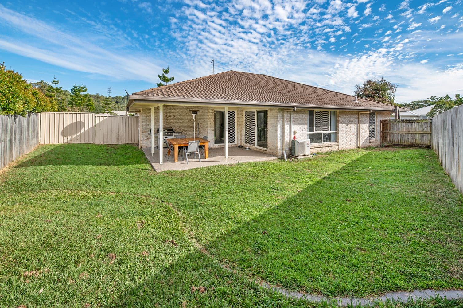 60 Wunburra Circle, Pacific Pines QLD 4211, Pacific Pines - Thumbnail 2
