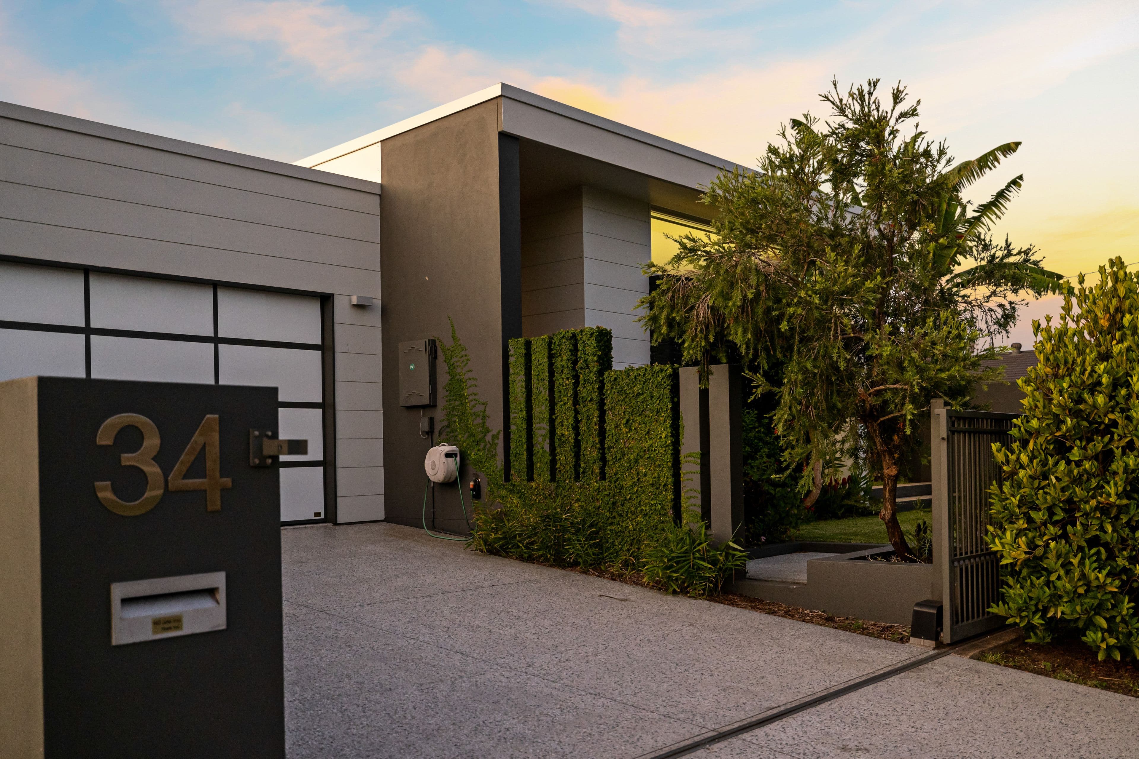 34 Tarwarri Crescent, Mooloolaba QLD 4557, Mooloolaba - Thumbnail 2