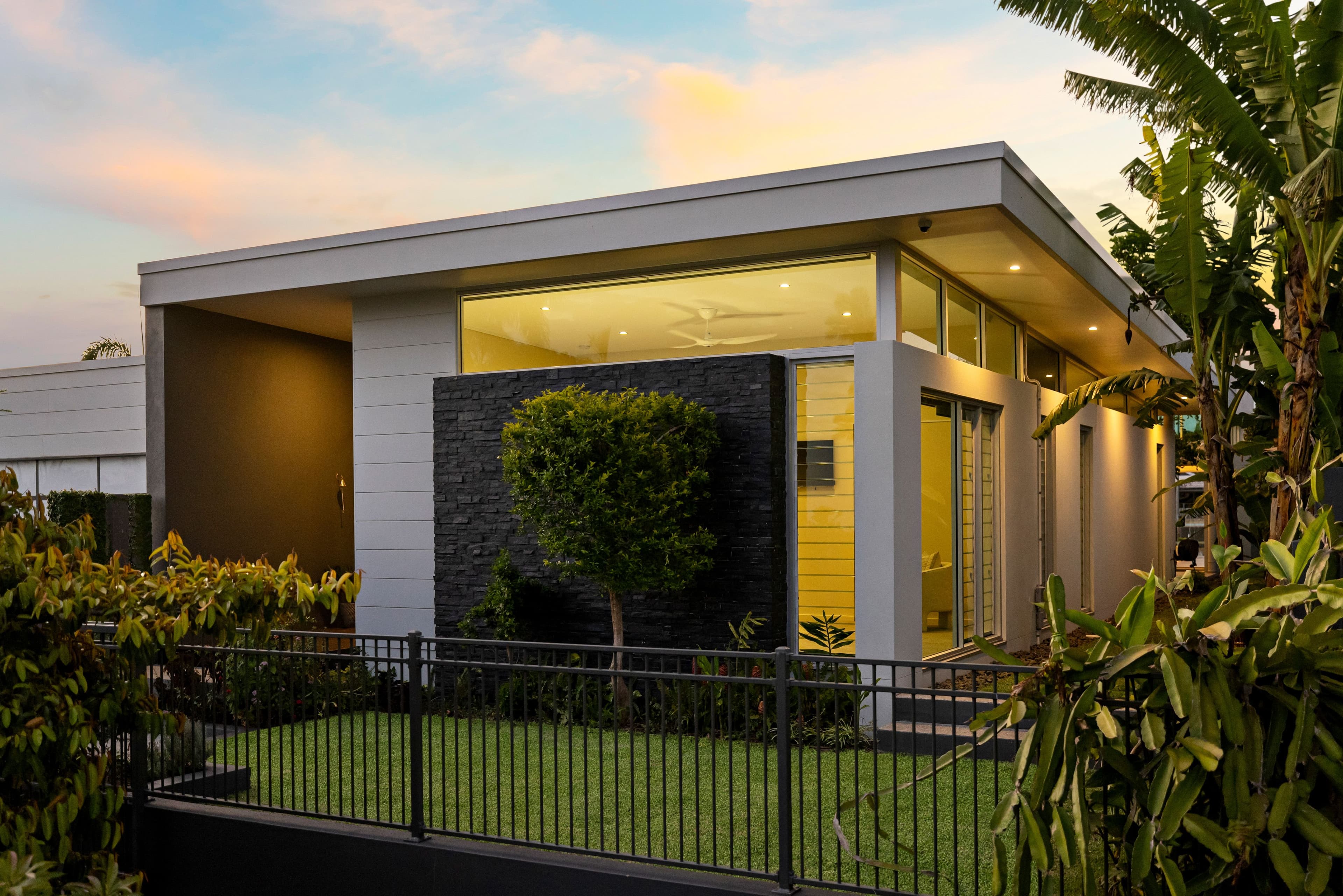 34 Tarwarri Crescent, Mooloolaba QLD 4557, Mooloolaba - Thumbnail 3