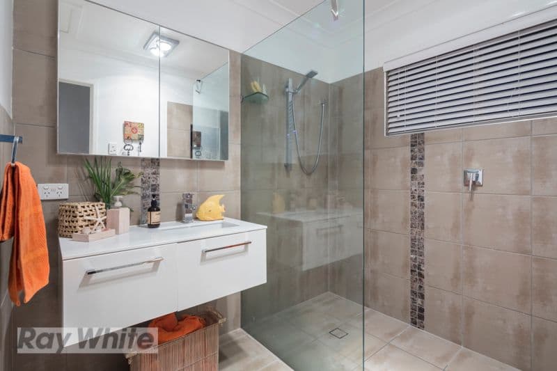 22 Wilkie Street, Redland Bay QLD 4165, Redland Bay - Thumbnail 3