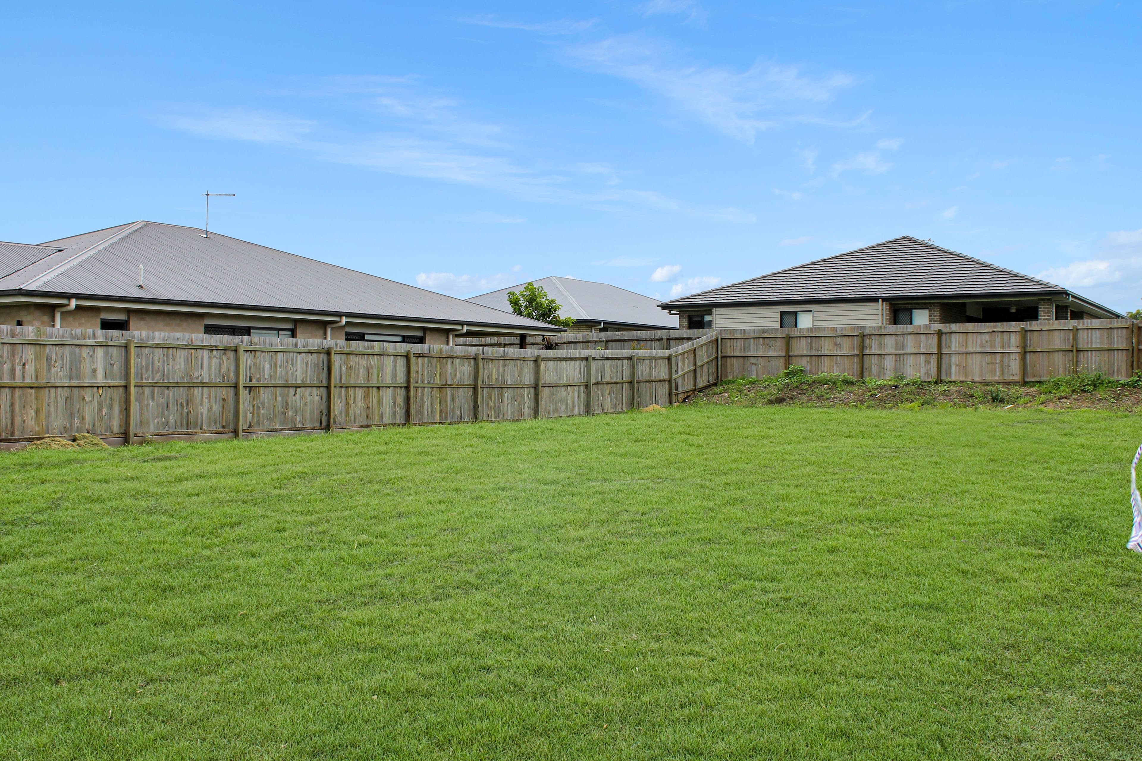 61 Wallace Street, Walloon QLD 4306, Walloon - Thumbnail 2