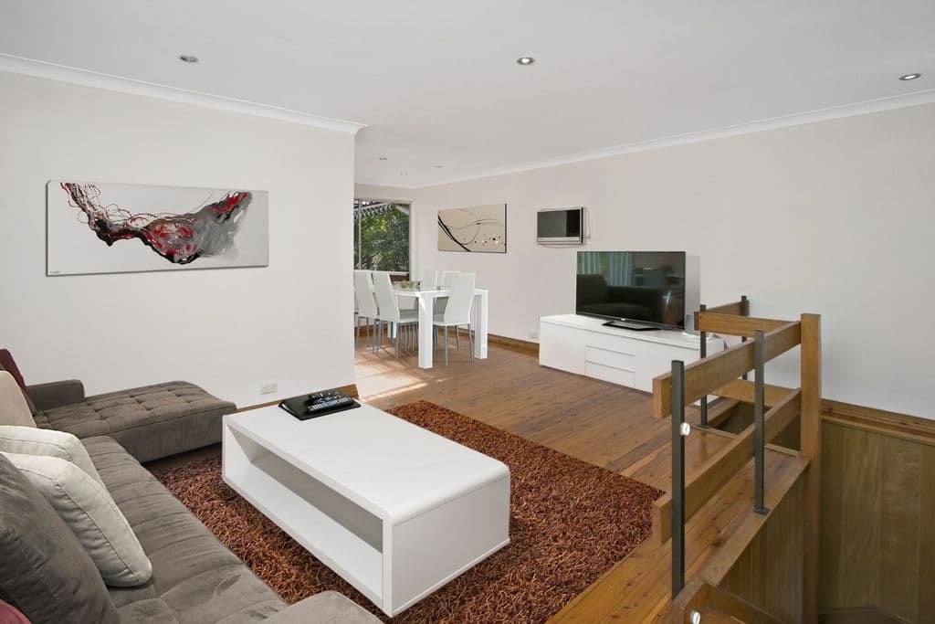 26 Derna Crescent, ALLAMBIE HEIGHTS NSW 2100, Allambie Heights - Thumbnail 2