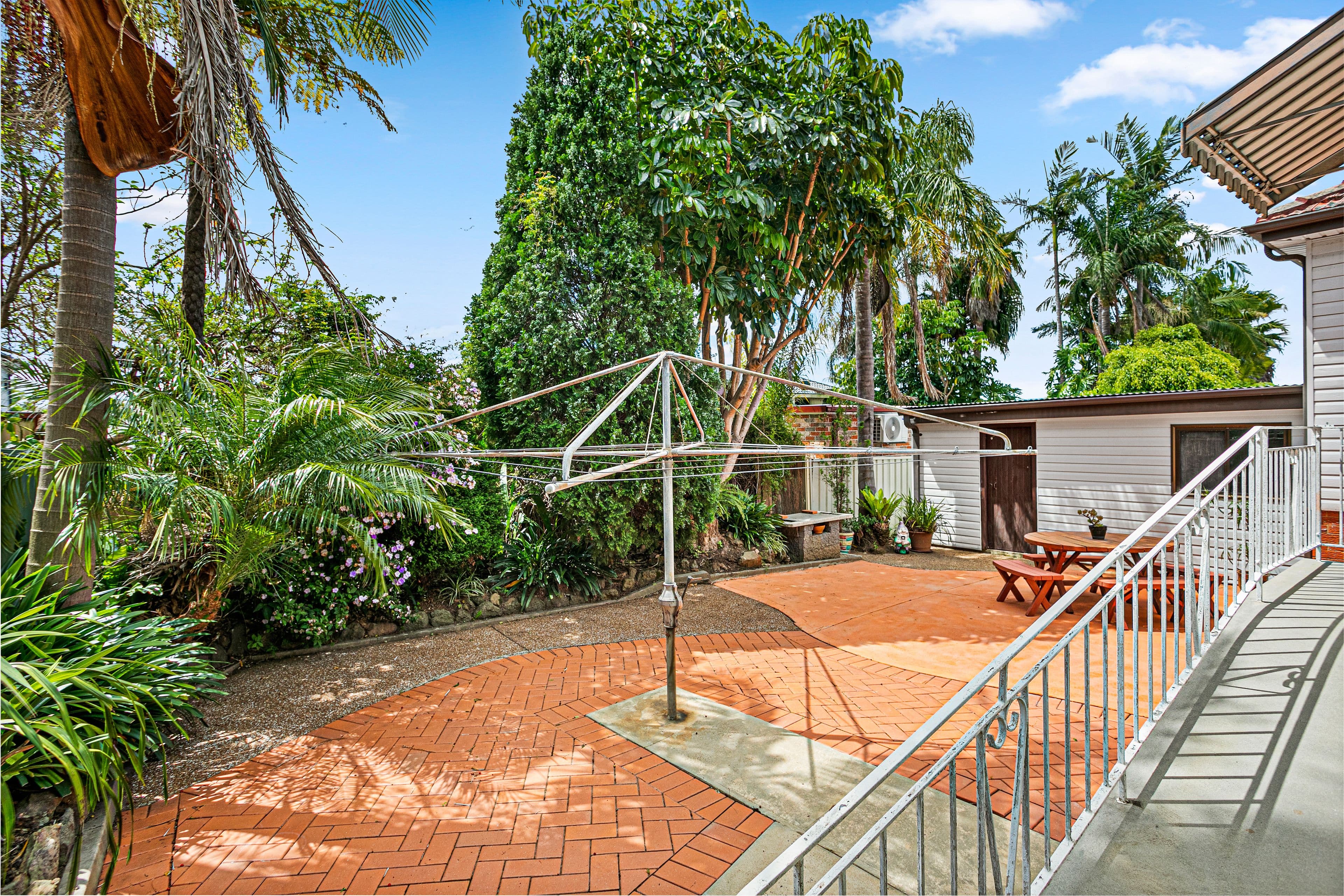 29 Diana Avenue, Roselands NSW 2196, Roselands - Thumbnail 2