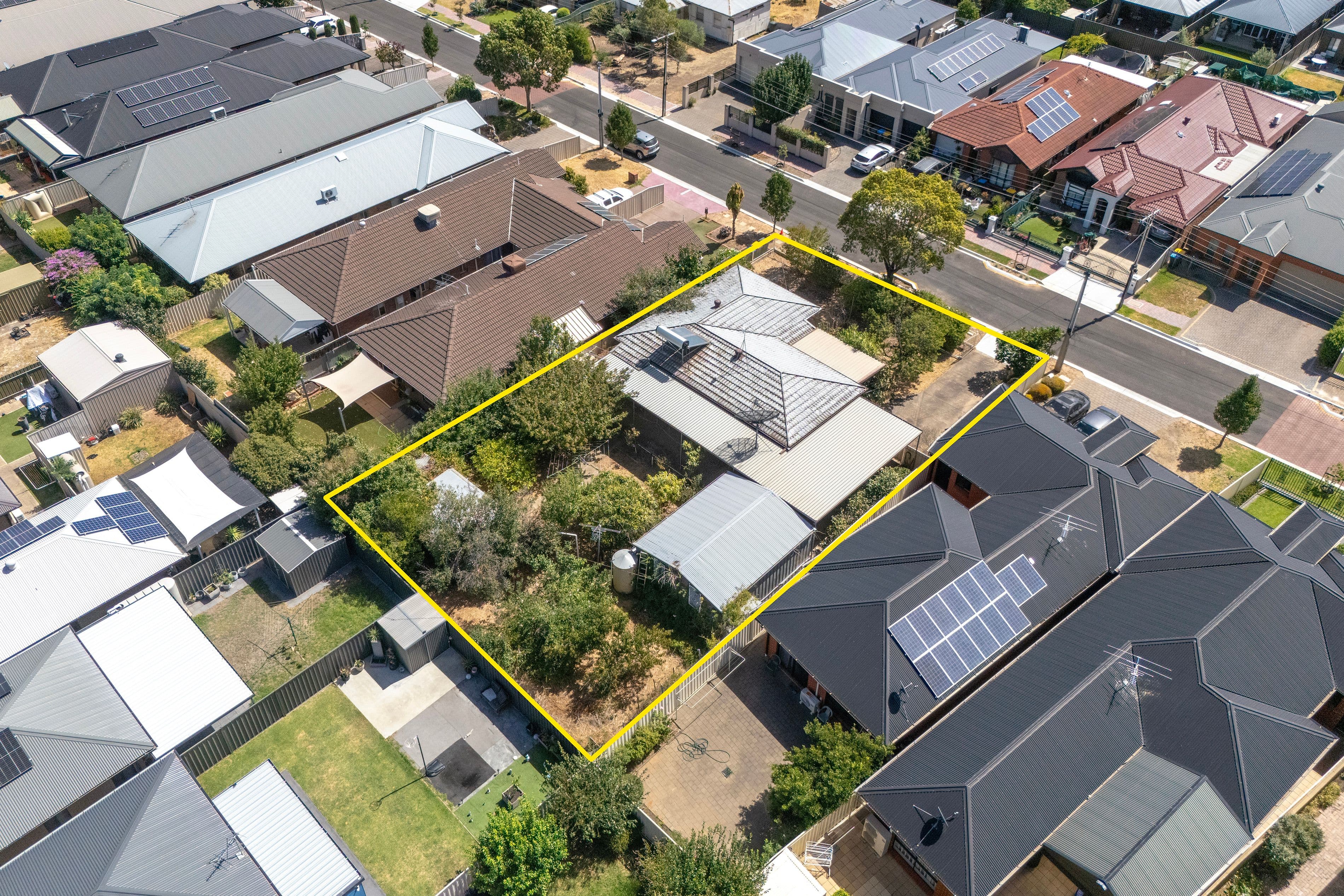 12 Tyrone Avenue, Campbelltown SA 5074, Campbelltown - Thumbnail 3