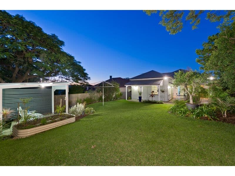 19 Hawdon Street, WILSTON QLD 4051, Wilston - Thumbnail 2
