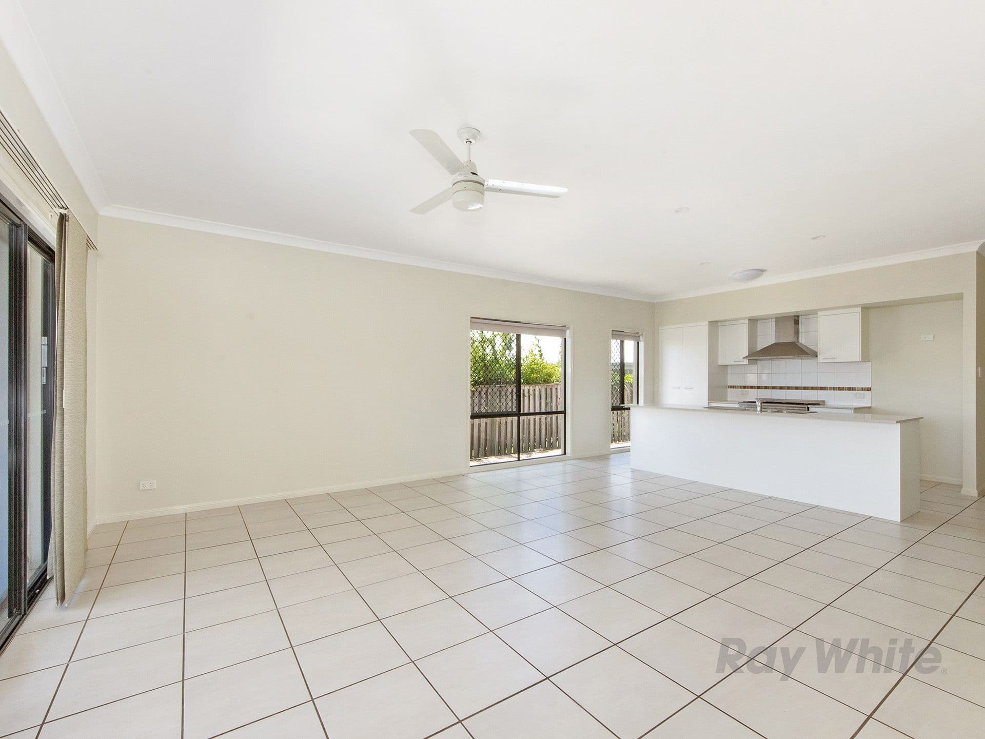7 Elmore Street, Ormeau QLD 4208, Ormeau - Thumbnail 2
