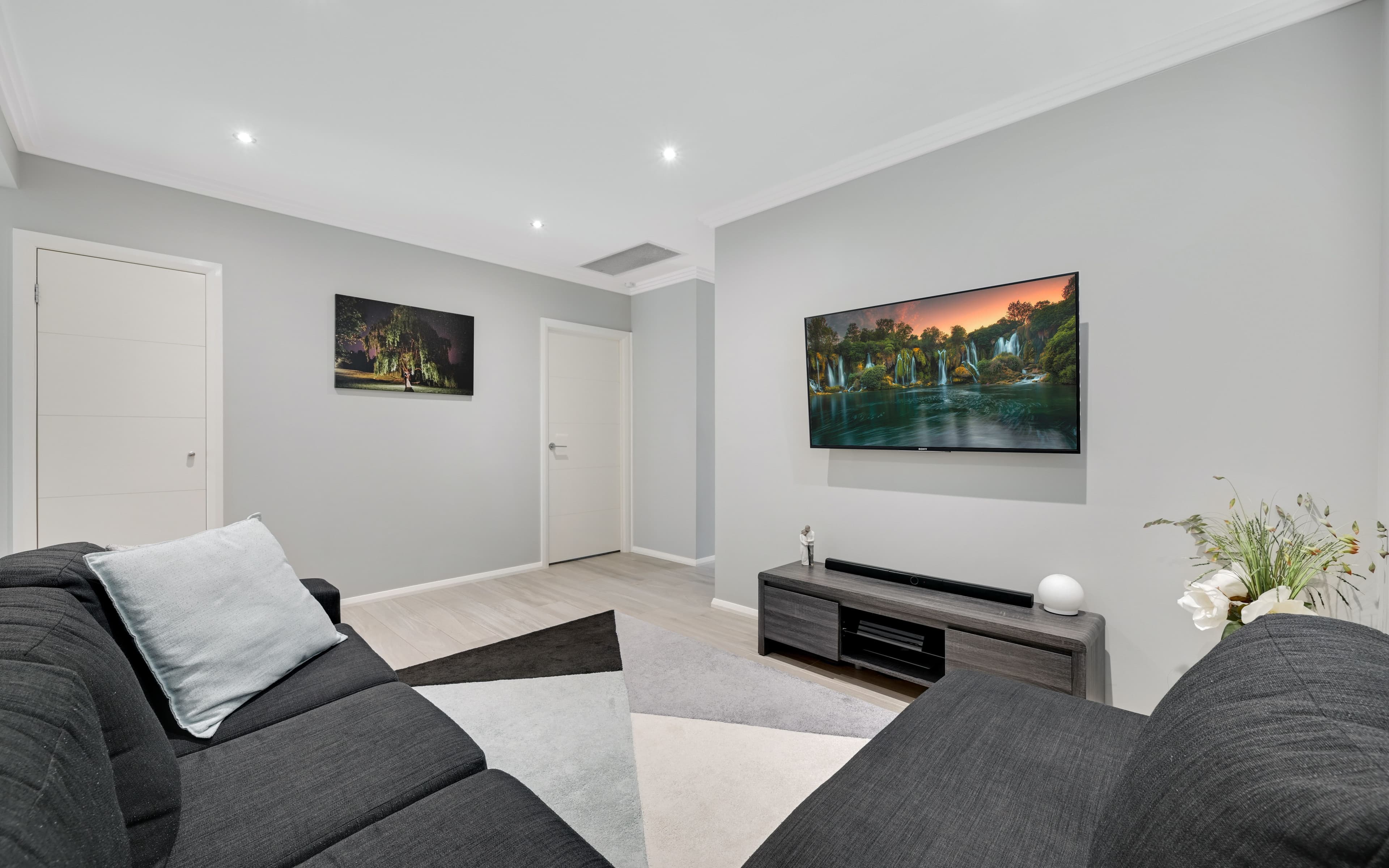 43 Coral Flame Circuit, Gregory Hills NSW 2557, Gregory Hills - Thumbnail 3