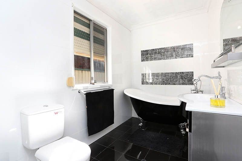 52 Chifley Street, Smithfield - Thumbnail 3