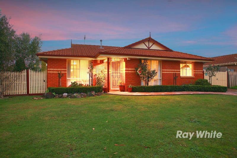 2 Megan Close, CRANBOURNE WEST VIC 3977, Cranbourne West - Image 1