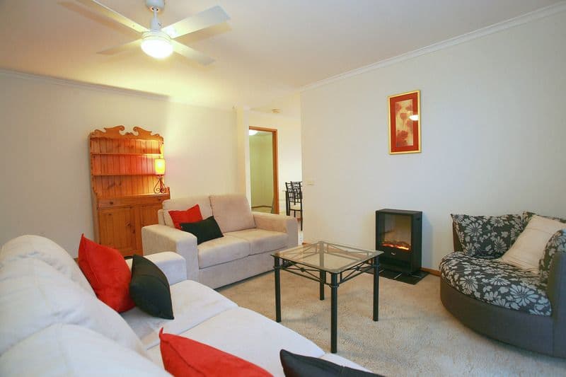 2 Megan Close, CRANBOURNE WEST VIC 3977, Cranbourne West - Thumbnail 7