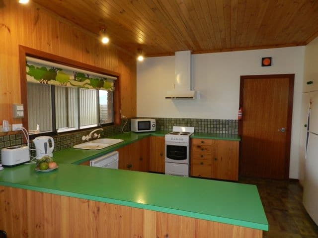 29 Eringa Avenue, LOXTON SA 5333, Loxton - Thumbnail 2