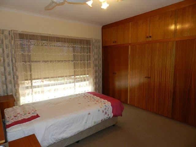 29 Eringa Avenue, LOXTON SA 5333, Loxton - Thumbnail 5
