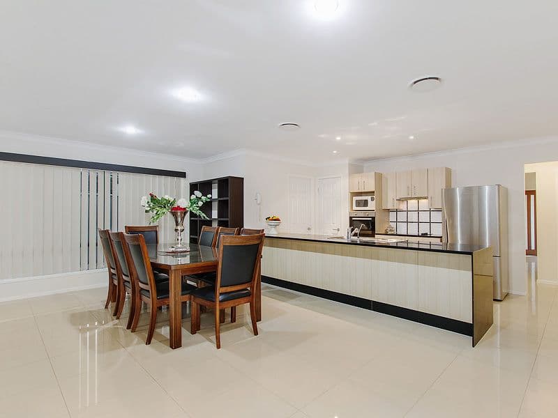 26 Brittany Drive, Oxenford QLD 4210, Oxenford - Thumbnail 4