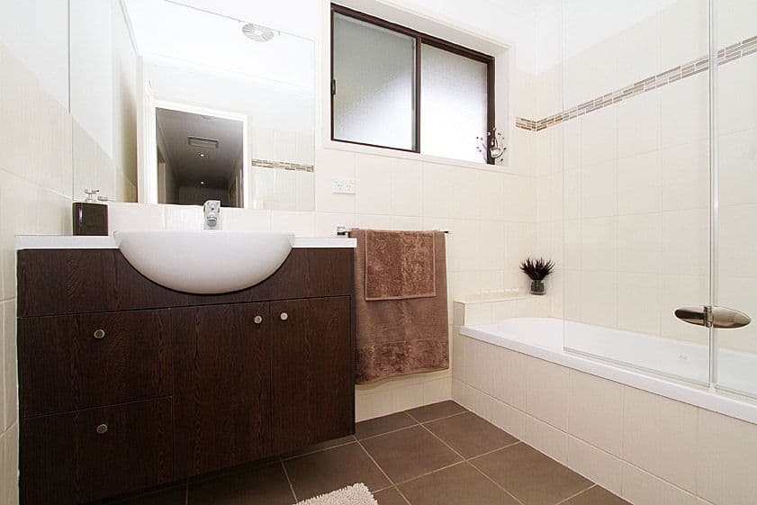 56 Buckmaster Drive, MILL PARK VIC 3082, Mill Park - Thumbnail 7