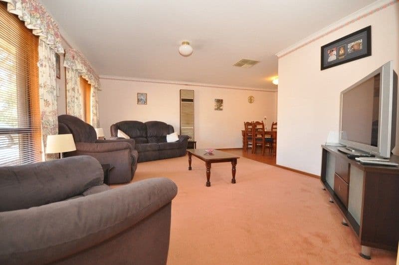 21 Karrawirra Close, CRAIGMORE SA 5114, Craigmore - Thumbnail 4