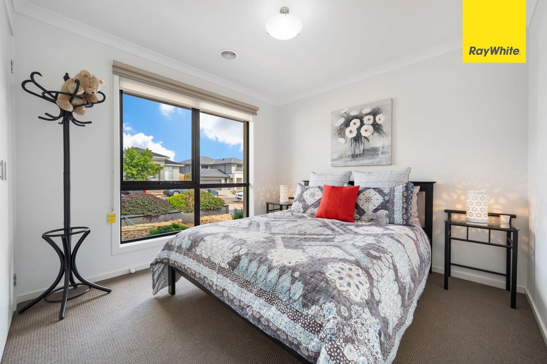 72 Rosenthal Boulevard, Sunbury VIC 3429, Sunbury - Thumbnail 2