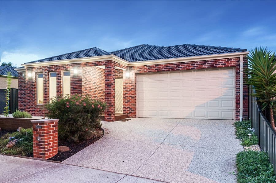 54 Grevillea Street, Craigieburn VIC 3064, Craigieburn - Image 1