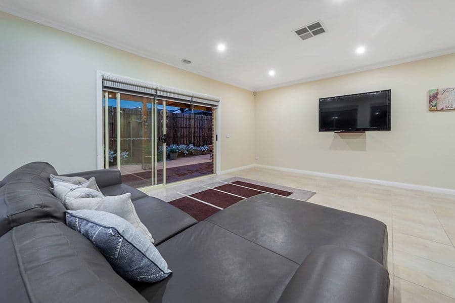 54 Grevillea Street, Craigieburn VIC 3064, Craigieburn - Thumbnail 6