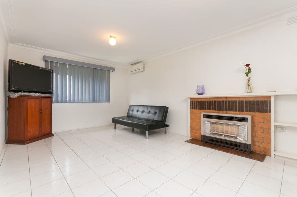 4 Lee Street, Craigieburn VIC 3064, Craigieburn - Thumbnail 3