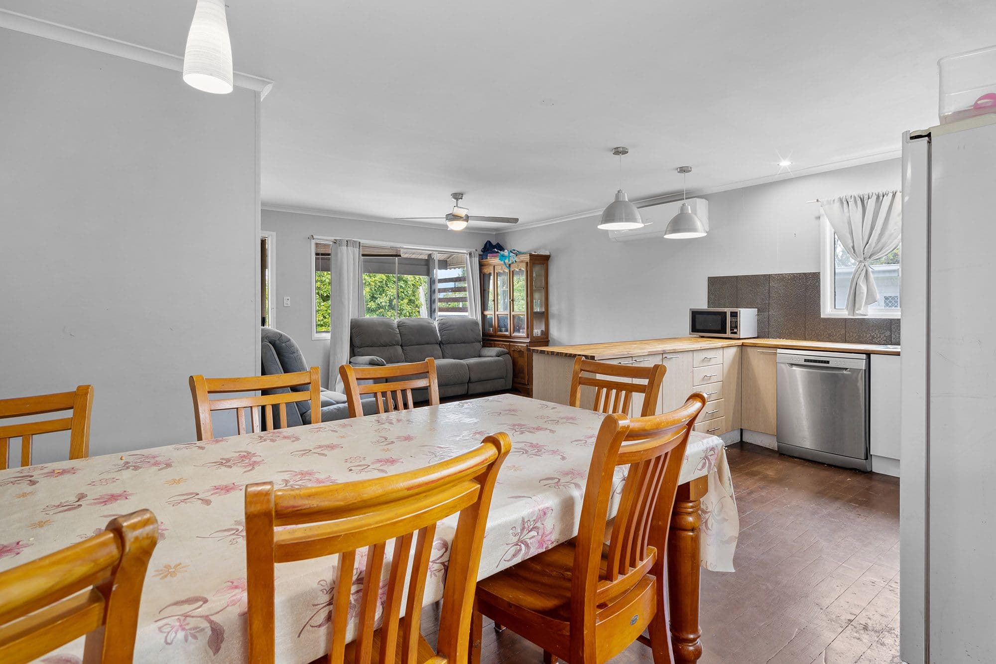 2 Windsor Street, Slacks Creek QLD 4127, Slacks Creek - Thumbnail 2