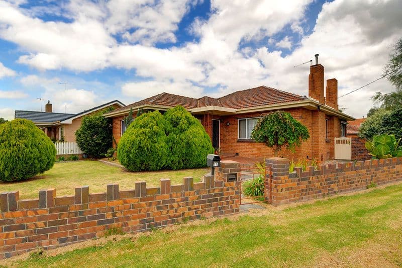 11 John Street, TRARALGON VIC 3844, Traralgon - Thumbnail 2