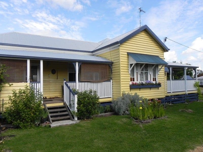 19 Copp, PITTSWORTH QLD 4356, Pittsworth - Thumbnail 3