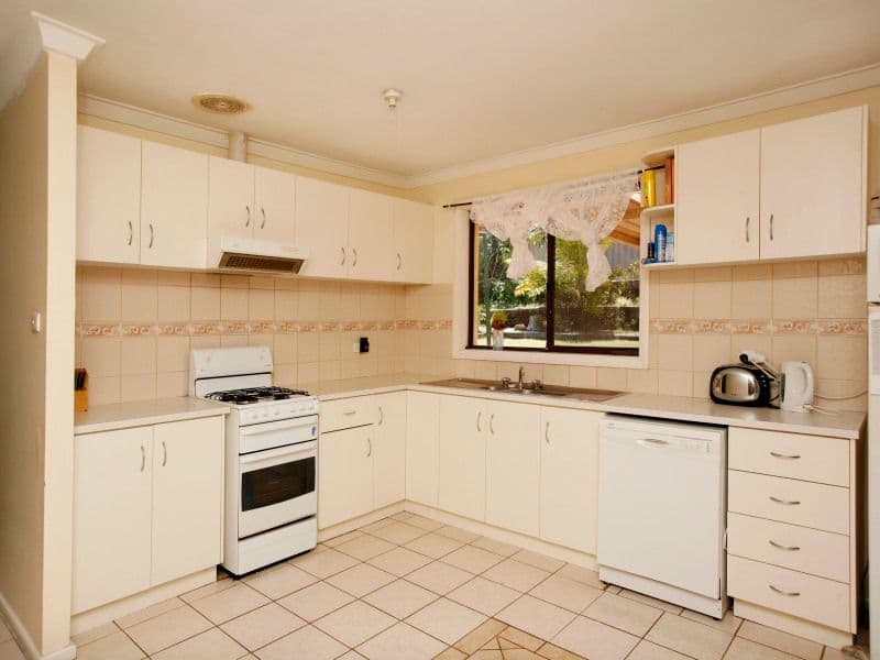 94 Walter Road East, BASSENDEAN WA 6054, Bassendean - Thumbnail 4