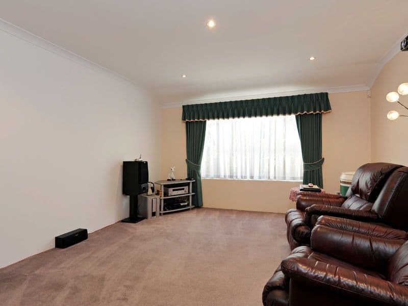 34 Taggert Avenue, BALDIVIS WA 6171, Baldivis - Thumbnail 2