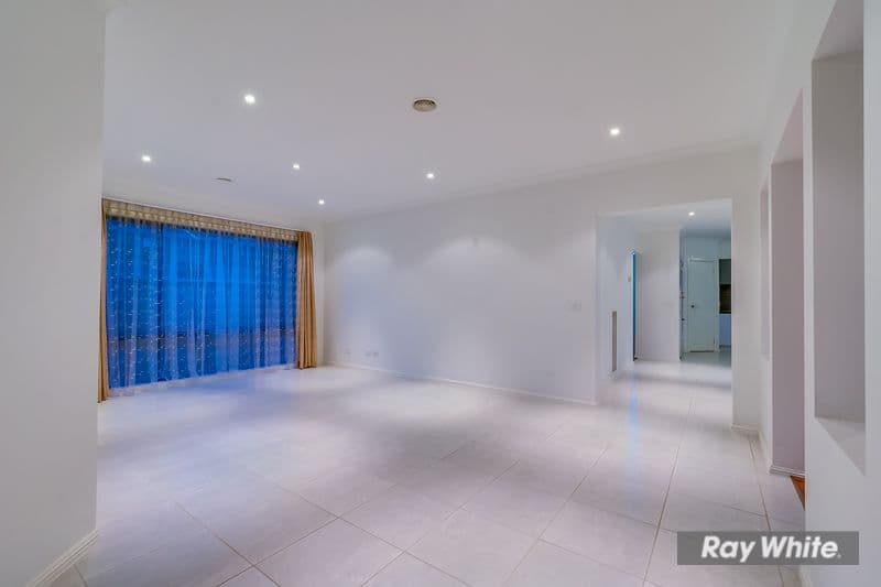 56 Middle Park Drive, Sanctuary Lakes VIC 3030, Sanctuary Lakes - Thumbnail 4