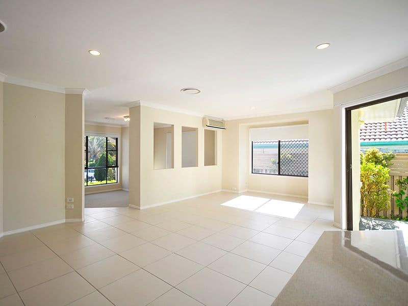 35 Concord Circuit, ROBINA QLD 4226, Robina - Thumbnail 4