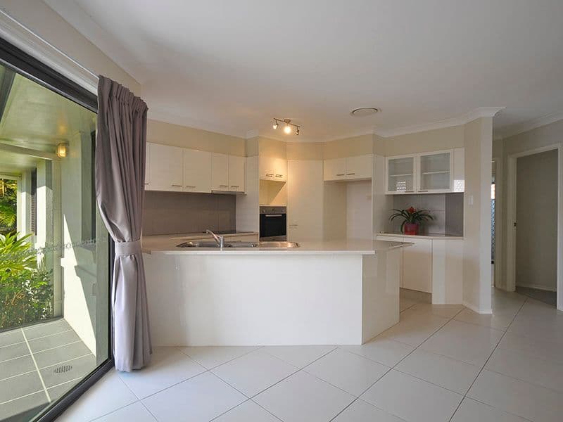 35 Concord Circuit, ROBINA QLD 4226, Robina - Thumbnail 5