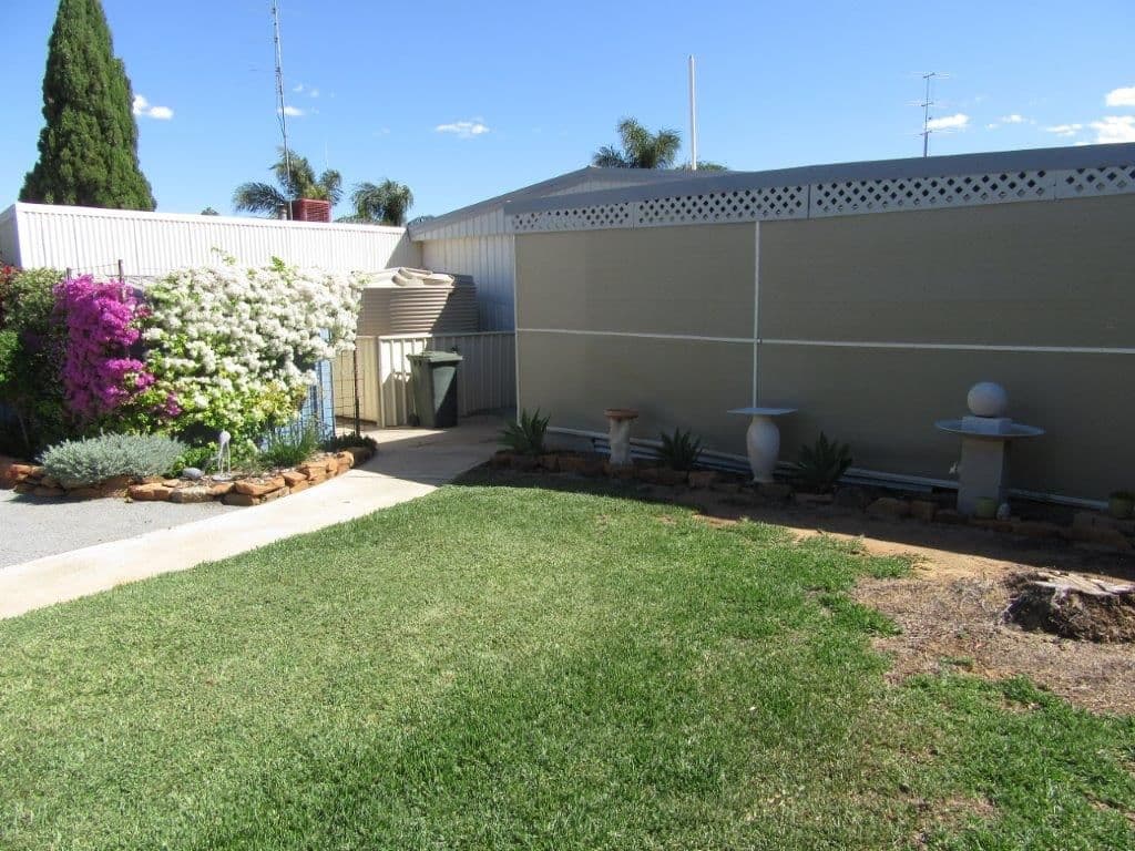 7 Robertson Street, Carnamah WA 6517, Carnamah - Thumbnail 2