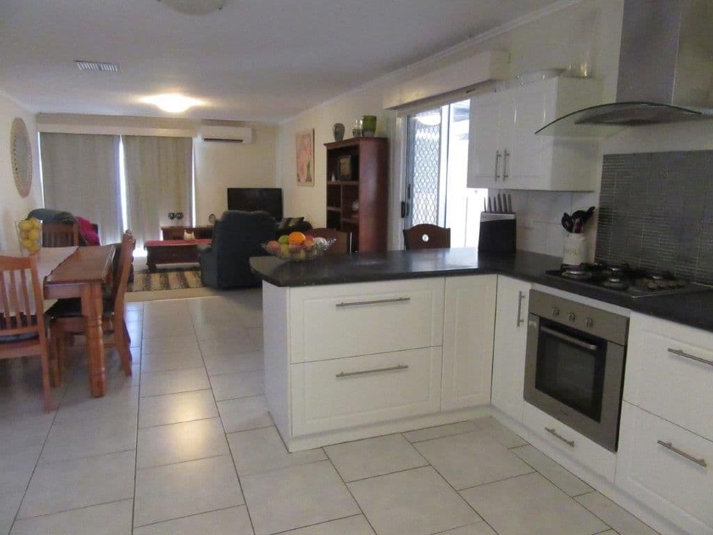 7 Robertson Street, Carnamah WA 6517, Carnamah - Thumbnail 4