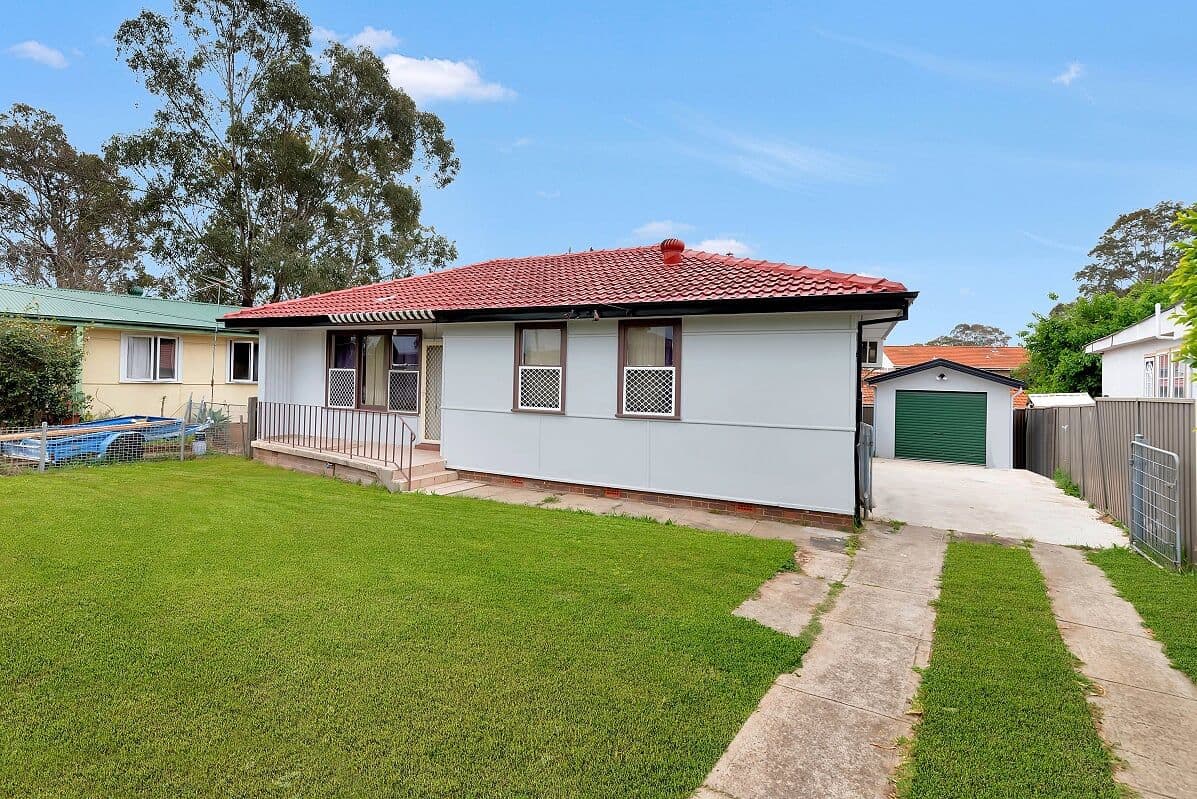 112 Cowper Street, Footscray - Thumbnail 2