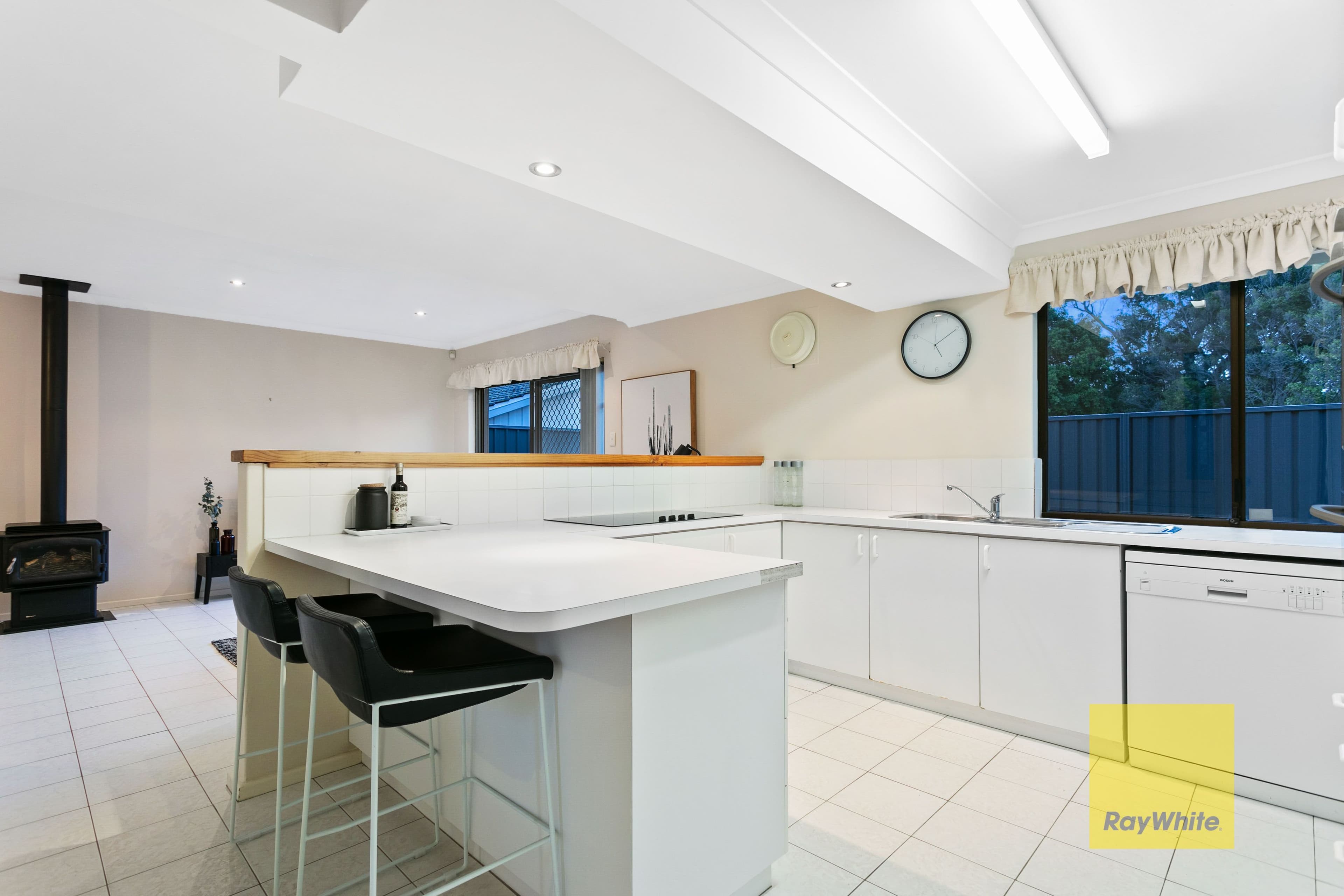 81 Clontarf Street, Sorrento WA 6020, Sorrento - Thumbnail 7